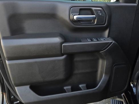 Used 2023 GMC Sierra 1500 Pro w/ Convenience Package image 10