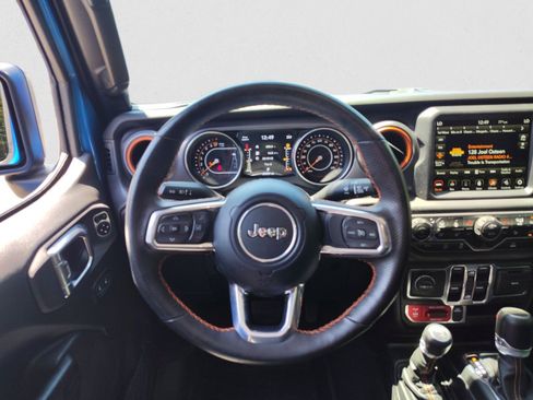 Used 2023 Jeep Gladiator Mojave w/ Cold Weather Group AWD/4WD image 14