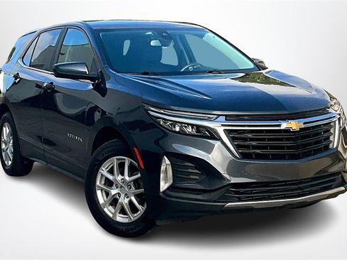 Used 2022 Chevrolet Equinox LT image 3