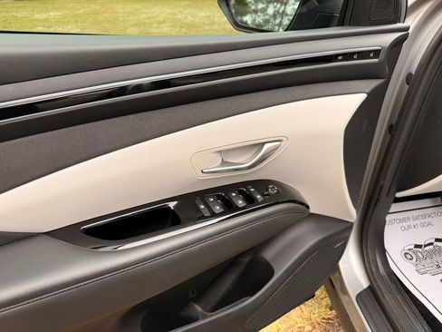Used 2024 Hyundai Tucson Limited AWD/4WD image 14