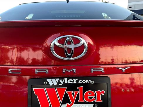 Used 2021 Toyota Camry XSE FWD image 23