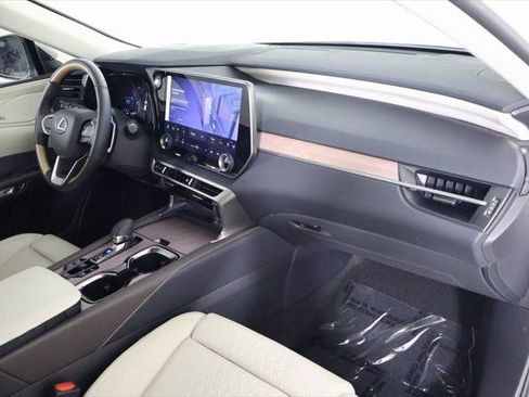 Certified 2026 Lexus RX 450h AWD w/ Convenience Package image 9