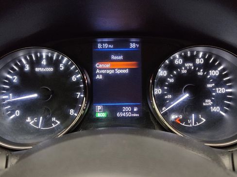 Used 2018 Nissan Rogue S AWD/4WD image 23