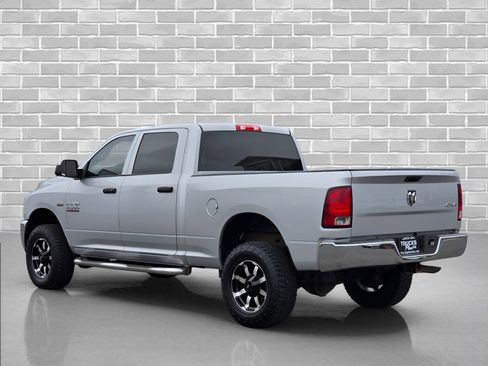 Used 2016 RAM 2500 Tradesman w/ Chrome Appearance Group AWD/4WD image 3