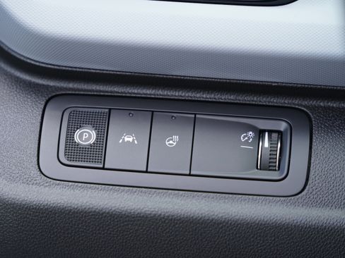 New 2027 Chevrolet Bolt LT image 14