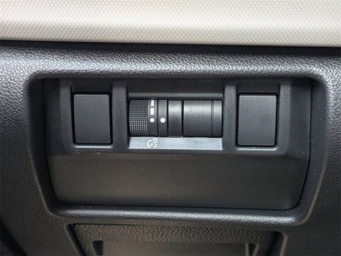 Certified 2025 Subaru Forester image 26