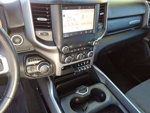 Used 2022 RAM 1500 Big Horn AWD/4WD image 34