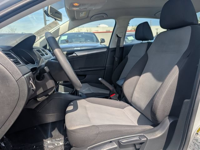 Used 2018 Volkswagen Jetta S w/ Cold Weather Package FWD image 7