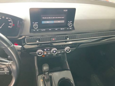 Used 2023 Honda Civic Sport image 11