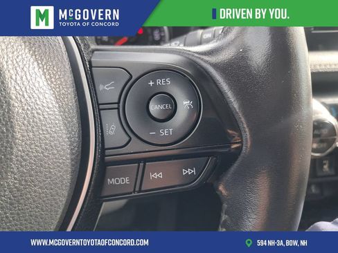 Used 2020 Toyota RAV4 XLE w/ Convenience Package AWD/4WD image 23