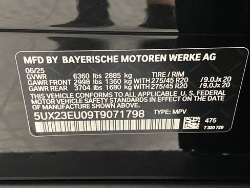 Used 2026 BMW X5 xDrive40i w/ Executive Package image 21