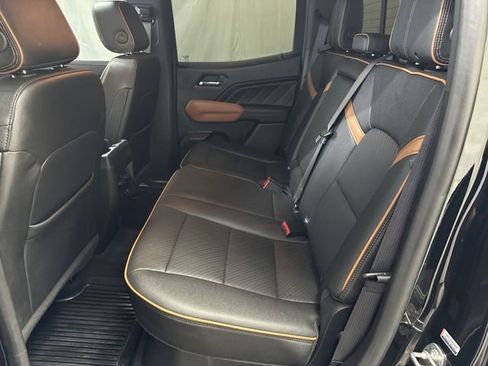 Certified 2023 GMC Canyon AT4 w/ AT4 Premium Package AWD/4WD image 13