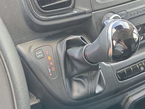Used 2026 RAM ProMaster 2500 w/ Convenience Group FWD image 15