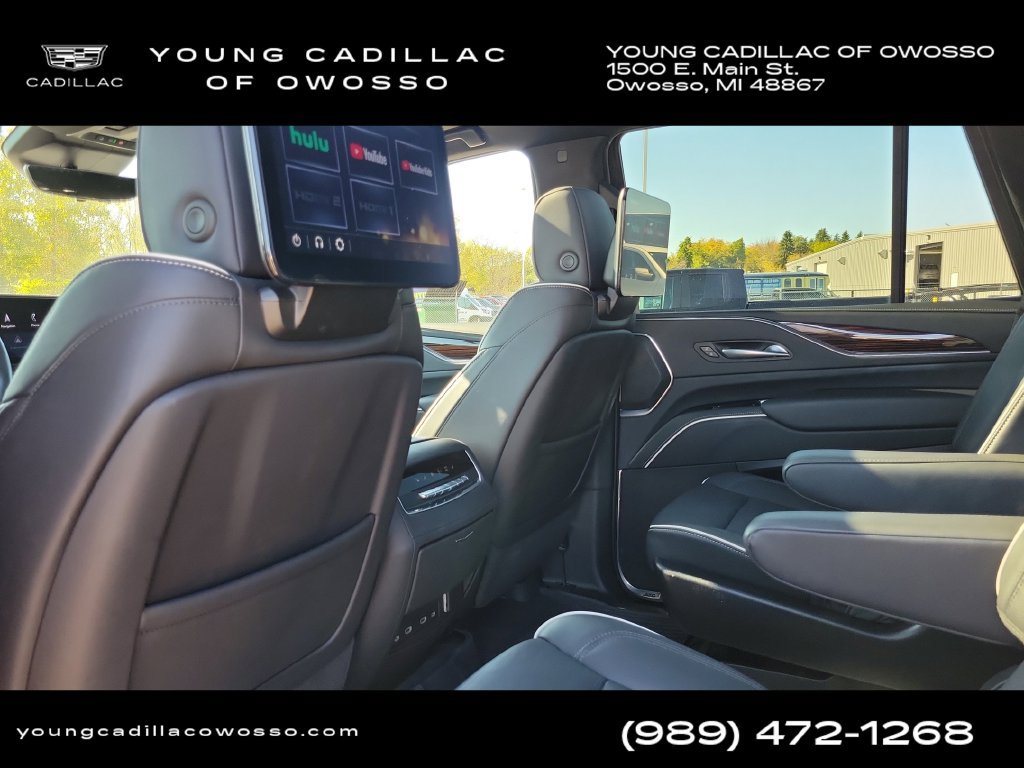 Used 2024 Cadillac Escalade Premium Luxury w/ LPO, Floor Liner Package AWD/4WD image 32
