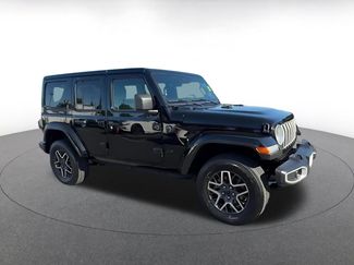 Used 2025 Jeep Wrangler Unlimited Sahara AWD/4WD video 2