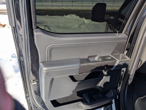 Used 2022 Ford F150 XLT w/ Equipment Group 302A High image 12