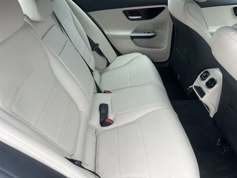 Used 2025 Mercedes-Benz C 300 Sedan image 14
