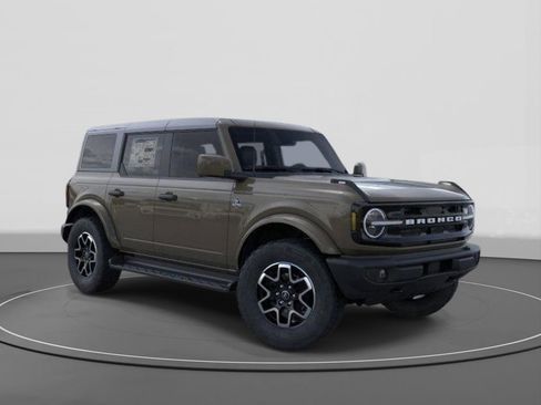 New 2026 Ford Bronco Outer Banks image 7