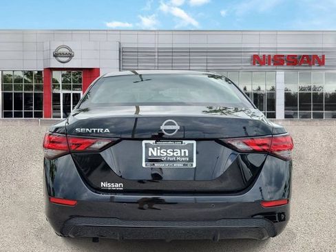 Certified 2025 Nissan Sentra S FWD image 8