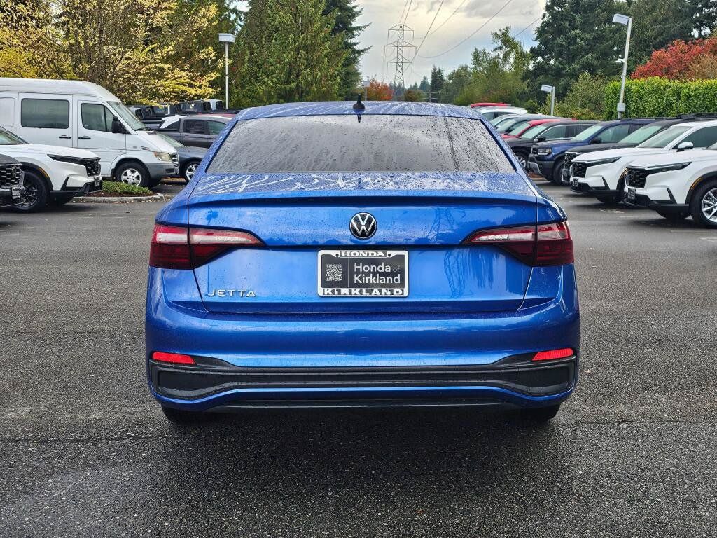 Used 2022 Volkswagen Jetta S FWD image 6