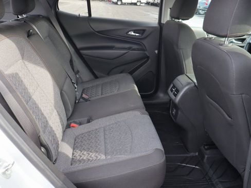 Used 2022 Chevrolet Equinox LT FWD image 18