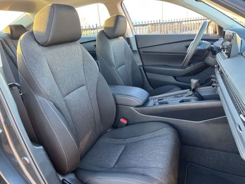 Certified 2024 Honda Accord EX image 27