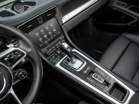 Certified 2017 Porsche 911 Carrera S image 31