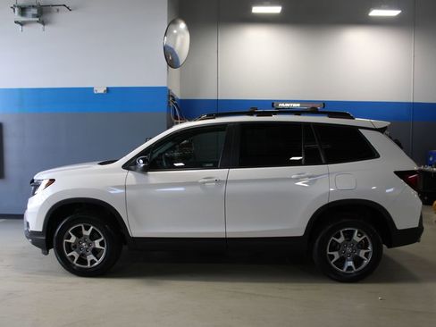 Used 2023 Honda Passport TrailSport image 17
