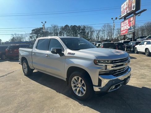 Used 2021 Chevrolet Silverado 1500 LTZ image 3