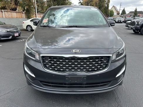 Used 2019 Kia Sedona EX FWD image 6