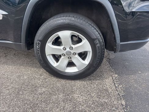 Used 2013 Jeep Grand Cherokee Laredo image 11