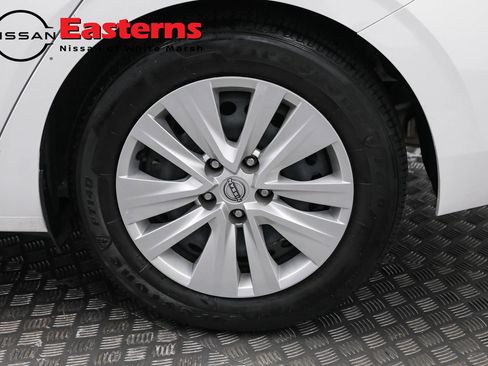 Used 2024 Nissan Sentra S image 32