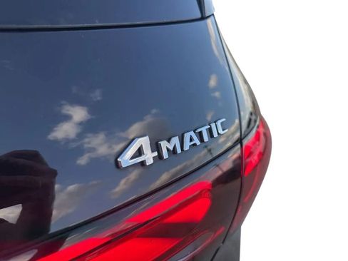 Used 2024 Mercedes-Benz GLC 300 4MATIC image 29