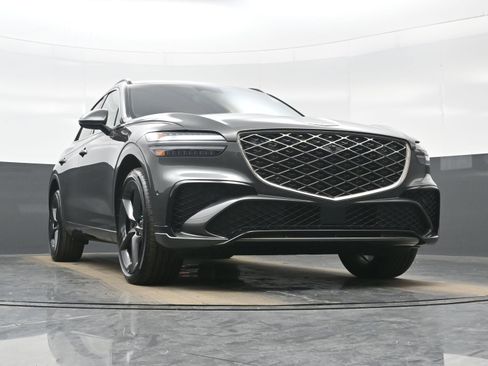 Certified 2026 Genesis GV70 3.5T Sport Prestige image 33