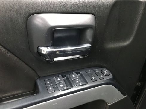 Used 2018 Chevrolet Silverado 1500 LT w/ All Star Edition image 10