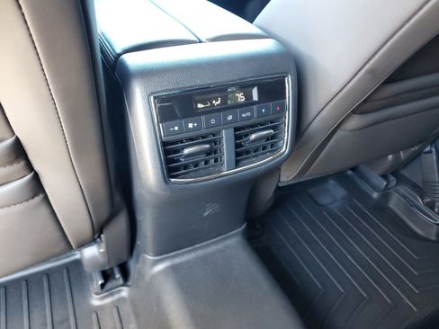Used 2022 MAZDA CX-9 Signature image 15