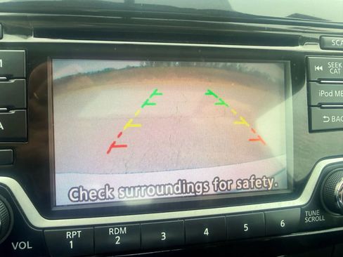 Used 2017 Nissan Sentra SV w/ Style Package image 27