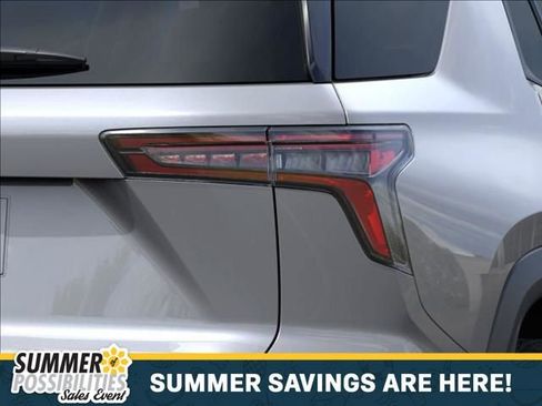 New 2026 Chevrolet Equinox LT w/ Safety and Technology Package FWD image 11