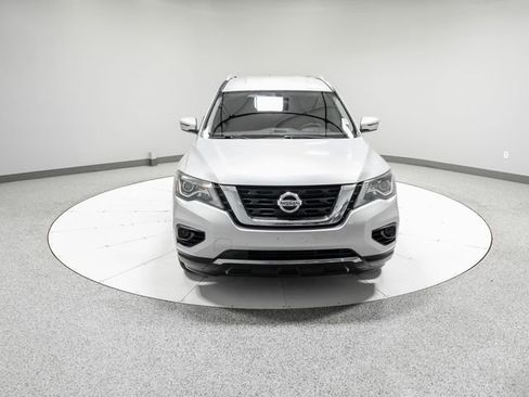 Used 2020 Nissan Pathfinder S AWD/4WD image 27