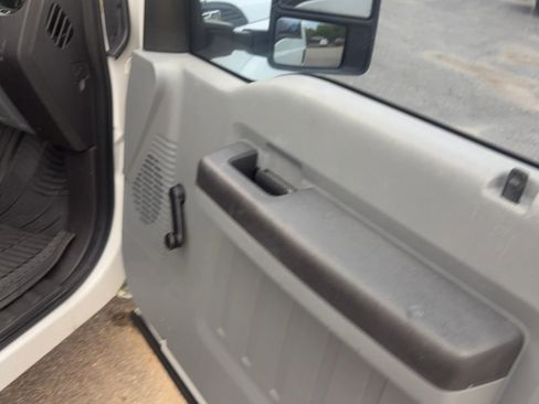 Used 2014 Ford F250 XL RWD image 10