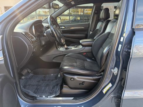 Used 2020 Jeep Grand Cherokee Trailhawk image 15