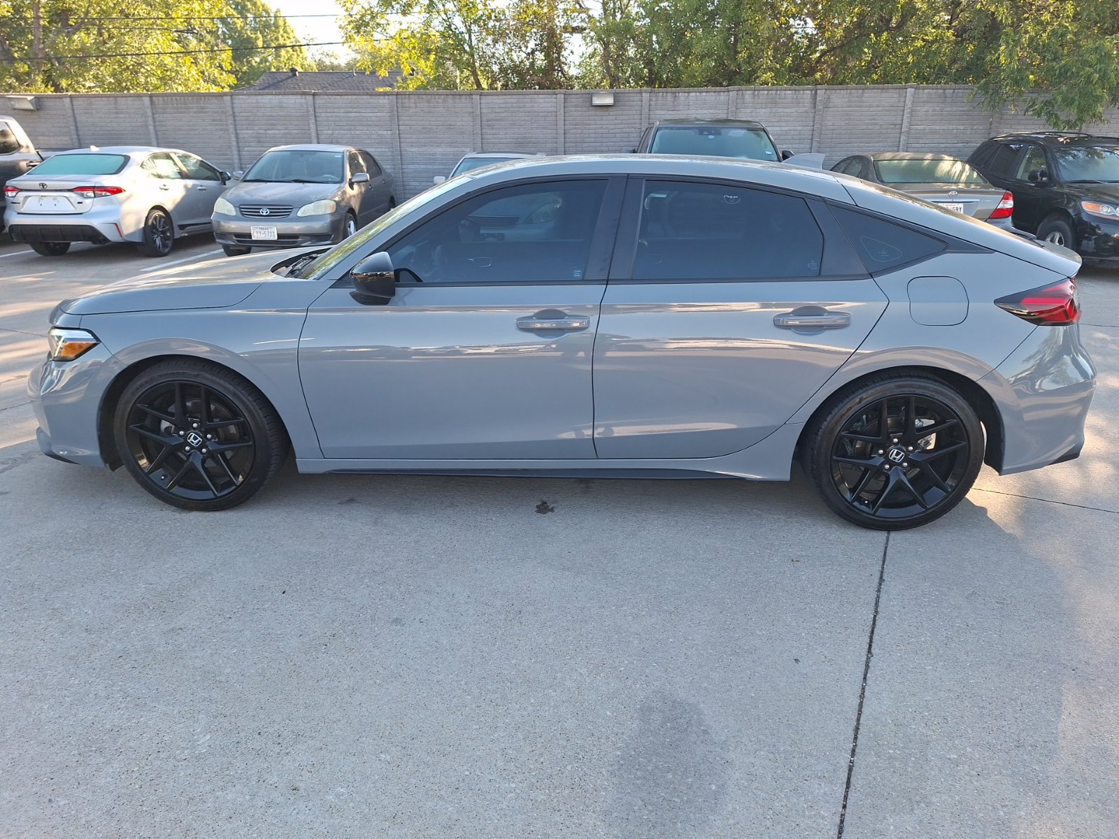 Used 2025 Honda Civic Sport image 3