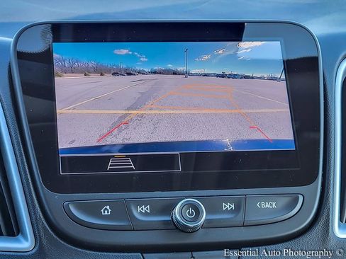 Used 2023 Chevrolet Malibu LS FWD image 16