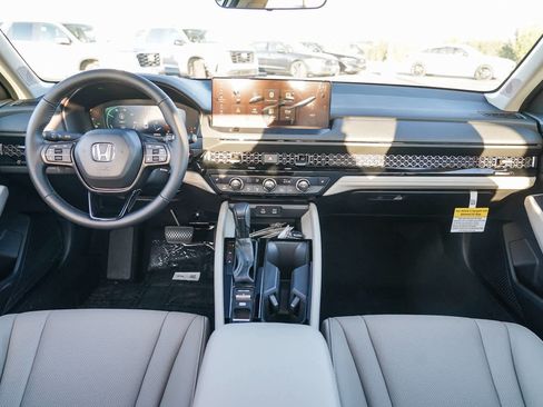 New 2025 Honda Accord EX-L image 14