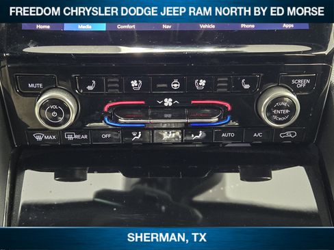 Used 2021 Jeep Grand Cherokee L Overland w/ Luxury Tech Group IV image 13