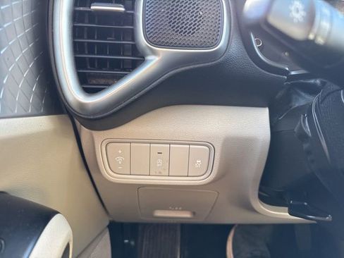 Used 2020 Kia Soul LX image 23