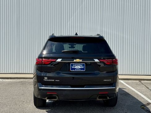 Used 2023 Chevrolet Traverse Premier image 4