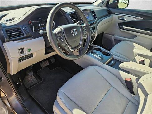 Used 2023 Honda Ridgeline RTL-E image 10