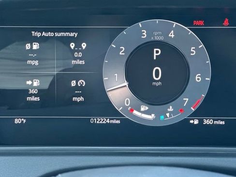 Certified 2026 Land Rover Range Rover Velar S AWD/4WD image 25