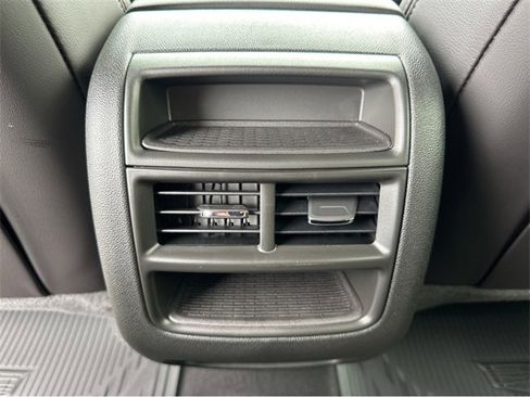 New 2025 Cadillac XT5 Premium Luxury image 16